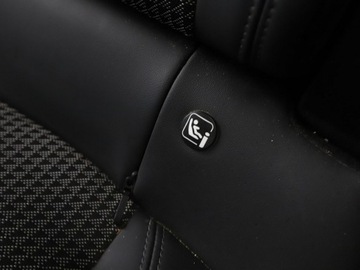 Peugeot 2008 I SUV Facelifting 1.2 PureTech 130KM 2019 Peugeot 2008 GRATIS! Pakiet Serwisowy o wartości, zdjęcie 39