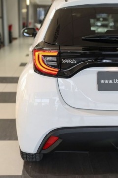 Toyota 2021 Toyota Yaris Yaris Comfort Style 1.5 Benzyna 125KM, zdjęcie 23