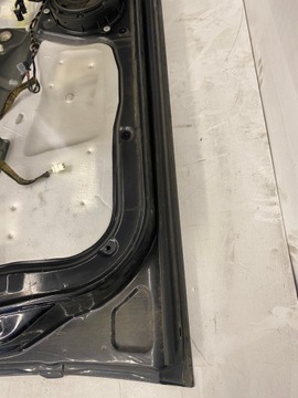 DVEŘE LEVÝ PŘEDNÍ PEUGEOT 407
