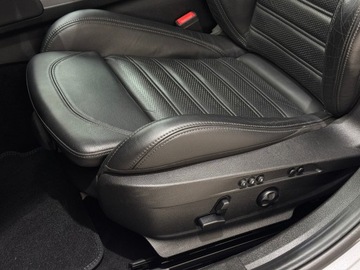 Alfa Romeo Giulia II Sedan Facelifting 2.0 Turbo 280KM 2020 Alfa Romeo Giulia Q4 Veloce / Kamera cofania / And, zdjęcie 9