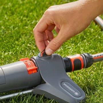 GARDENA Осциллирующий опрыскиватель Aquazoom M 250м2 18М