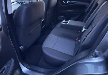 Nissan Qashqai II Crossover 1.2 DIG-T 115KM 2016 Nissan Qashqai Bezwypadekgwarancjajak nowepanorama4x kamera 1.2 Benzyna, zdjęcie 30