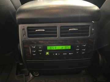 Toyota Land Cruiser VI 2013 Toyota Land Cruiser VI (2010-), zdjęcie 18