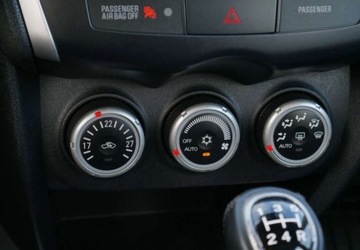 Mitsubishi ASX I SUV 1.6 MIVEC 117KM 2010 Mitsubishi ASX Mitsubishi ASX 1.6 ClearTec 2WD 1.6 Benzyna 117KM, zdjęcie 30