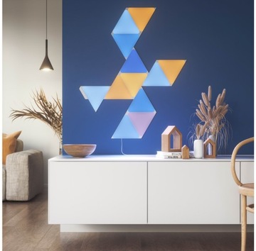 Набор Nanoleaf Shapes Triangles из 15 декоративных современных светодиодных панелей