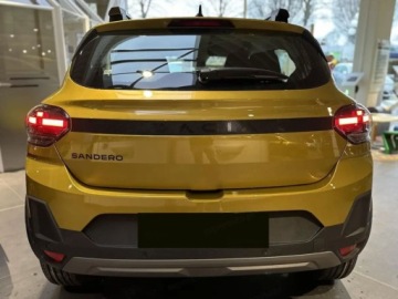 Dacia Sandero III Stepway 1.0 TCe 110KM 2025 Od ręki - Stepway Extreme 1.0 TCe 110KM / Pakiet Zimowy, Easy, zdjęcie 3