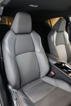 Toyota C-HR I Crossover Facelifting 1.8 Hybrid 122KM 2023 Toyota C-HR 1.8 Hybrid Style 1.8 Hybryda 122KM, zdjęcie 17