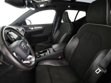 Volvo XC40 Crossover 2.0 D3 150KM 2019 Volvo XC 40 R-Design automat 150KM 4x4 navi kamera, zdjęcie 12