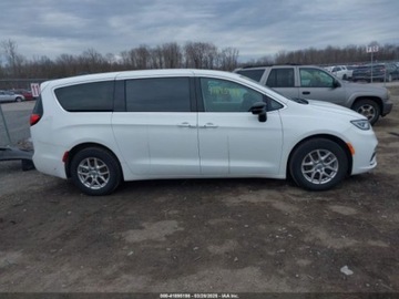 Chrysler Pacifica II 2024 Chrysler Pacifica Touring L 2024 3.6l 3.6 Benzyna 287KM, zdjęcie 6