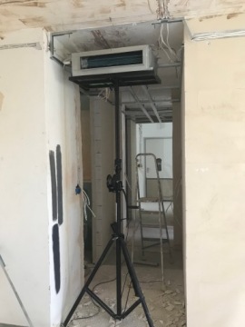 Грузовой подъемник Guil ELC 700 до 85 кг, высота 3,30 м.