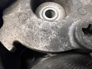 AUDI A4 B8 A5 8B A6 A7 C7 Q5 8R A8 D4 4G 3.0 TDI NAPÍNÁK KLADKA 059903133J