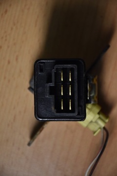 Pajero I MB196422 Релейный модуль 12В