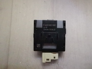 Przyłącza USB Mercedes A2238201005