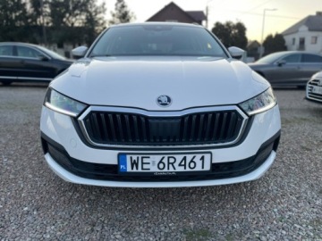 Skoda Octavia IV Kombi 2.0 TDI 150KM 2022 Skoda Octavia 2.0 TDI 150 KM DSG AMBITION BEZWYPADKOWY 2.0 Diesel 150KM, zdjęcie 18