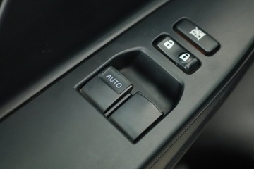 Toyota Yaris III Hatchback 5d Facelifting 2017 1.5 Hybrid 100KM 2018 Toyota Yaris 1.5 Hybrid, Salon Polska, Serwis ASO, zdjęcie 18