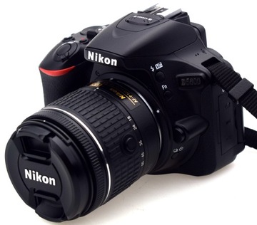 NIKON D5600 + NIKKOR VR 18-55 MM PRZEBIEG 1730