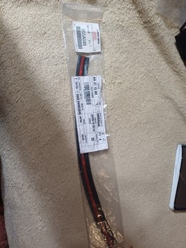 Mitsubishi MR462285 Пробка или уплотнители лобового стекла 5805A047, 5805A049