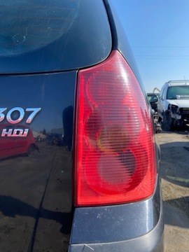 PEUGEOT 307 KOMBI 02-05 SVĚTLO ZADNÍ PRAVÁ