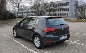 Volkswagen Golf VII Hatchback 3d Facelifting 1.6 TDI-CR DPF BMT 115KM 2017 Volkswagen Golf Lift 2017 r. 126 tys. km 1.6 Diesel 115KM, zdjęcie 2