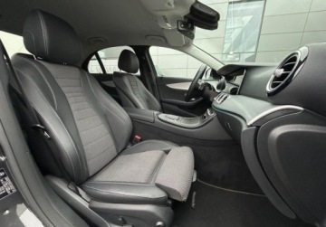 Mercedes Klasa E W213 2022 Mercedes-Benz Klasa E AMG line 220d 4-Matic 9G-Tronic EQ Boost, , GPS, Kam, zdjęcie 15