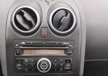 Nissan Qashqai I Crossover 1.6 115KM 2007 Nissan Qashqai 2007r, 1.6 Benzyna. Lekko uszkodzony prawy tyl. Jezdzi., zdjęcie 12