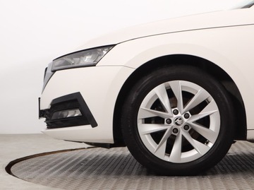 Skoda Octavia IV Scout 1.5 TSI ACT 150KM 2021 Skoda Octavia 1.5 TSI, Salon Polska, zdjęcie 13