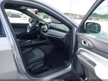 Jeep Compass II 2024 Jeep Compass Latitude 2024 2.0 Benzyna 200KM, zdjęcie 9