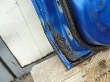 DRZWI PRAWY PRZÓD PRAWE PRZEDNIE MAZDA MPV