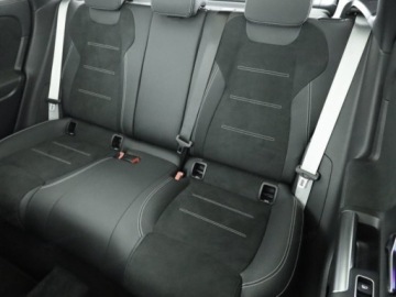 Mercedes GLA II Off-roader Facelifting 1.3 200 163KM 2026 MERCEDES-BENZ GLA 200 AMG Line Suv 1.3 (163KM) 2026, zdjęcie 11