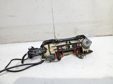 AUDI A3 8L FACELIFT KLIKA VNĚJŠÍ LEVÝ KLÍČEK LY3H