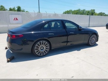 Mercedes Klasa E W214 2024 Mercedes-Benz Klasa E 2024 Mercedes-Benz E-Class E 350 4MATIC Sedan 2.0, zdjęcie 5