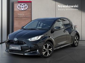 Toyota Yaris IV Hatchback 1.5 Hybrid Dynamic Force 116KM 2024 Toyota Yaris Hybrid 1.5 Style IV (2020-) Hybrid 1.