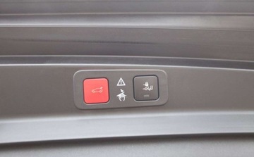 Peugeot 5008 II 2023 Peugeot 5008 1.2 PureTech mHEV GT SS e-DCS6 gwarancja biala perla 7 osobowy, zdjęcie 28