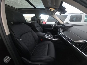 BMW X7 2025 BMW X7 xDrive40i 2025 3.0 Benzyna 375KM, zdjęcie 13