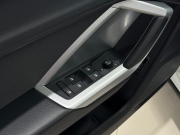 Audi Q3 II SUV 1.5 35 TFSI 150KM 2024 Audi Q3 Sportback 35 TFSI S-Line / Kamera cofania, zdjęcie 19