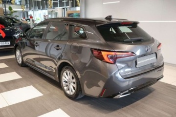 Toyota Corolla XII TS Kombi Facelifting 1.8 Hybrid 140KM 2023 Toyota Corolla 1.8 Hybrid Comfort 1.8 Hybryda 140KM, zdjęcie 2
