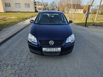 Volkswagen Polo IV Hatchback 1.4 16V 75KM 2005 Volkswagen Polo Opłacony Zdrowy Zadbany, zdjęcie 1