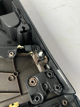 BOCZEK DRZWI PRAWY PRZÓD PEUGEOT 308 T9 SW GT LINE SKÓRA