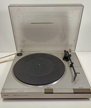 Gramofon Philips FP140