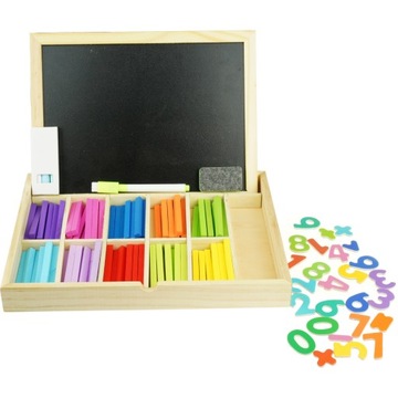 Мел и магнитная доска, деревянные палочки для обучения счету чисел.