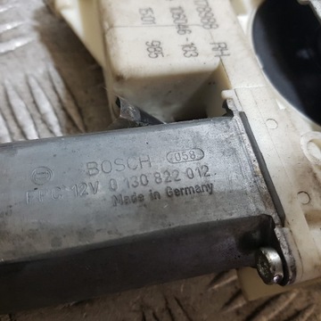 EL. MECHANIZMUS OKNO PRAVÝ PŘEDNÍ OPEL VECTRA C 0130822012