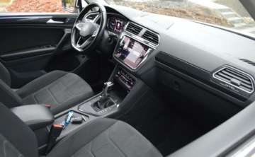 Volkswagen Tiguan II SUV Facelifting 2.0 TDI 150KM 2021 Volkswagen Tiguan 2,0 TDI DSG FULL LED MATRIX Kamera Nawigacja 2.0 Diesel, zdjęcie 20