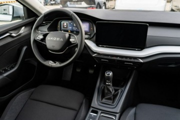 Skoda Octavia IV 2025 Škoda Octavia Skoda Octavia Drive Essence 1.5 TSI, zdjęcie 17