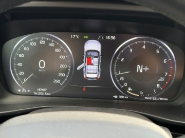 Volvo XC40 Crossover Facelifting 1.5 T2 129KM 2022 Volvo XC 40 T2 Lifting Hak składany FV23%, zdjęcie 14