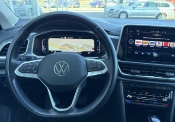 Volkswagen T-Roc I SUV Facelifting 1.5 TSI ACT 150KM 2023 Volkswagen T-Roc 1.5 Benzyna 150KM, zdjęcie 11