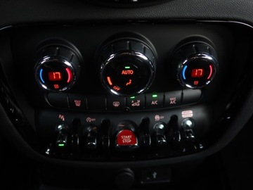Mini Clubman F54 Kombi 1.5 136KM 2021 MINI Clubman Cooper, Salon Polska, Serwis ASO, zdjęcie 15