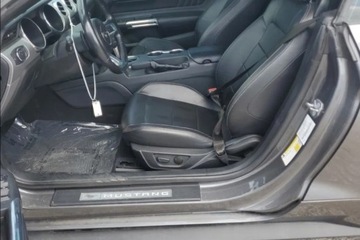 Ford Mustang VI 2021 Ford Mustang 2021 FORD MUSTANG 2.3 Benzyna 310KM, zdjęcie 6