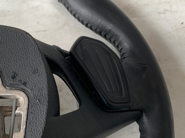 РУЛЕВОЕ КОЛЕСО SKODA OCTAVIA IV С ПОДОГРЕВОМ КОЖАНЫХ ЛЕЗВИЙ