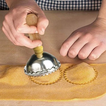 РЕЗКА ДЛЯ РАВИОЛИ С РУЧКОЙ Практика