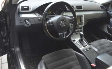 Volkswagen CC 2.0 TDI CR DPF BlueMotion Technology 140KM 2014 Volkswagen CC Volkswagen CC 2.0 TDI BlueMotion Technology DSG 2.0 Diesel, zdjęcie 19